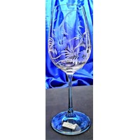 LsG-Crystal Jubilejní sklenice se jménem na víno modrá dárek pro muže ručně rytá broušená květina J-1917 350ml 1 Ks.